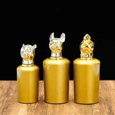 سونے کی خوشبو کی بوتل